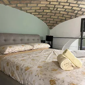 Apartment La Rosa Di Colosseo, Rome